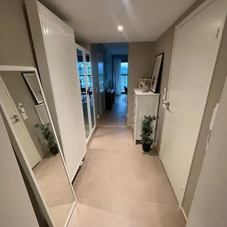 Apartment Leilighet Med Utsikt Og Direkte Buss Til Sentrum! *